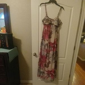 Robbie Bee Evening Maxi Dress